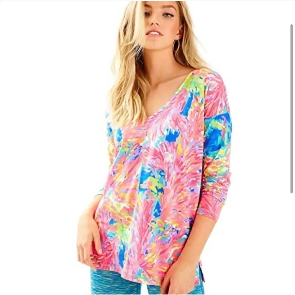 Lilly Pulitzer UPF +30 Trenna Top Pink Multi Palm Beach Print